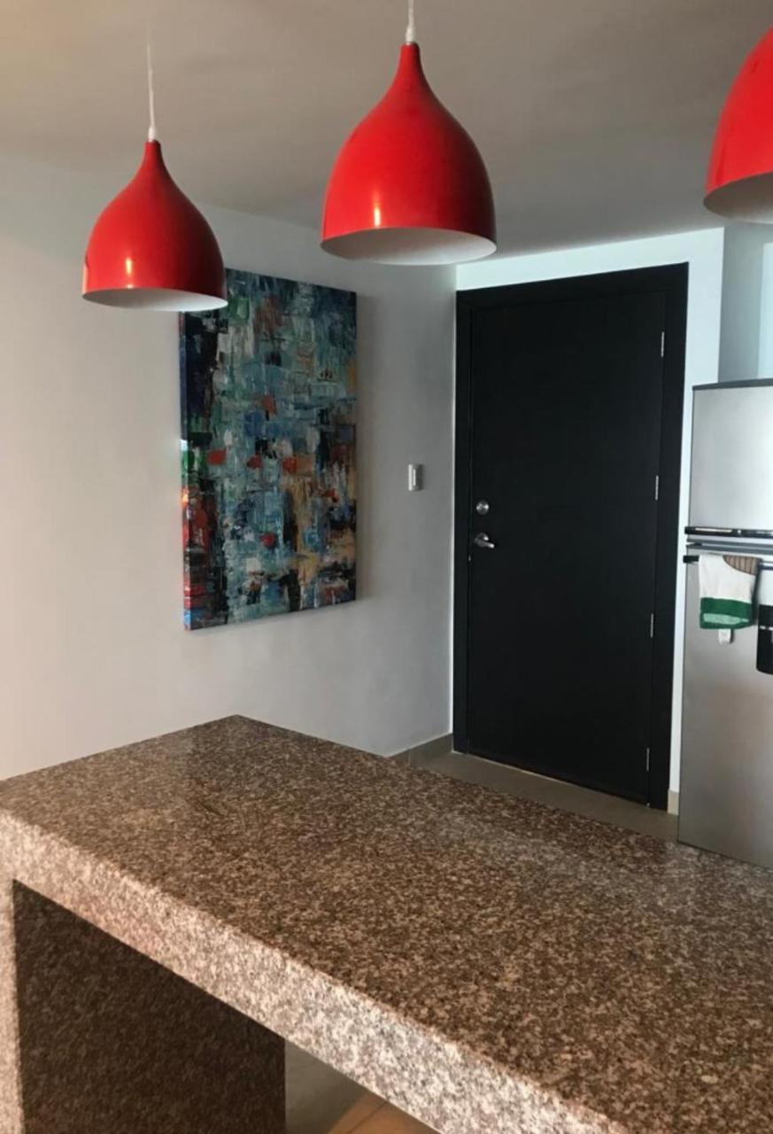 Lindo Departamento Al Pie De Playa Edificio Torre Oceanica Appartement Salinas  Buitenkant foto