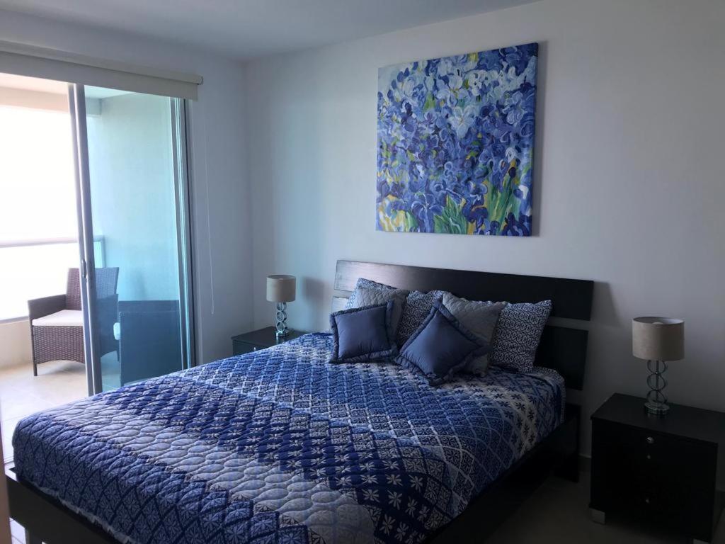 Lindo Departamento Al Pie De Playa Edificio Torre Oceanica Appartement Salinas  Buitenkant foto
